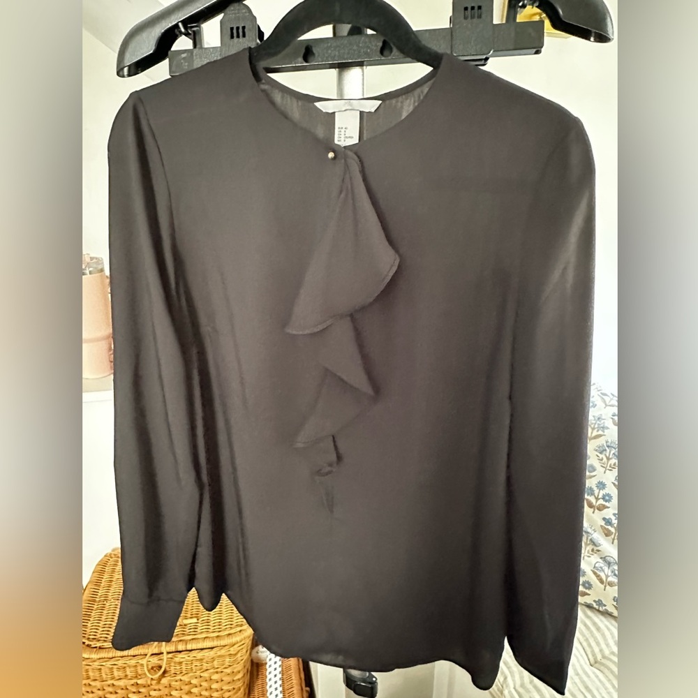 H&M Elegant Black Ruffle Blouse